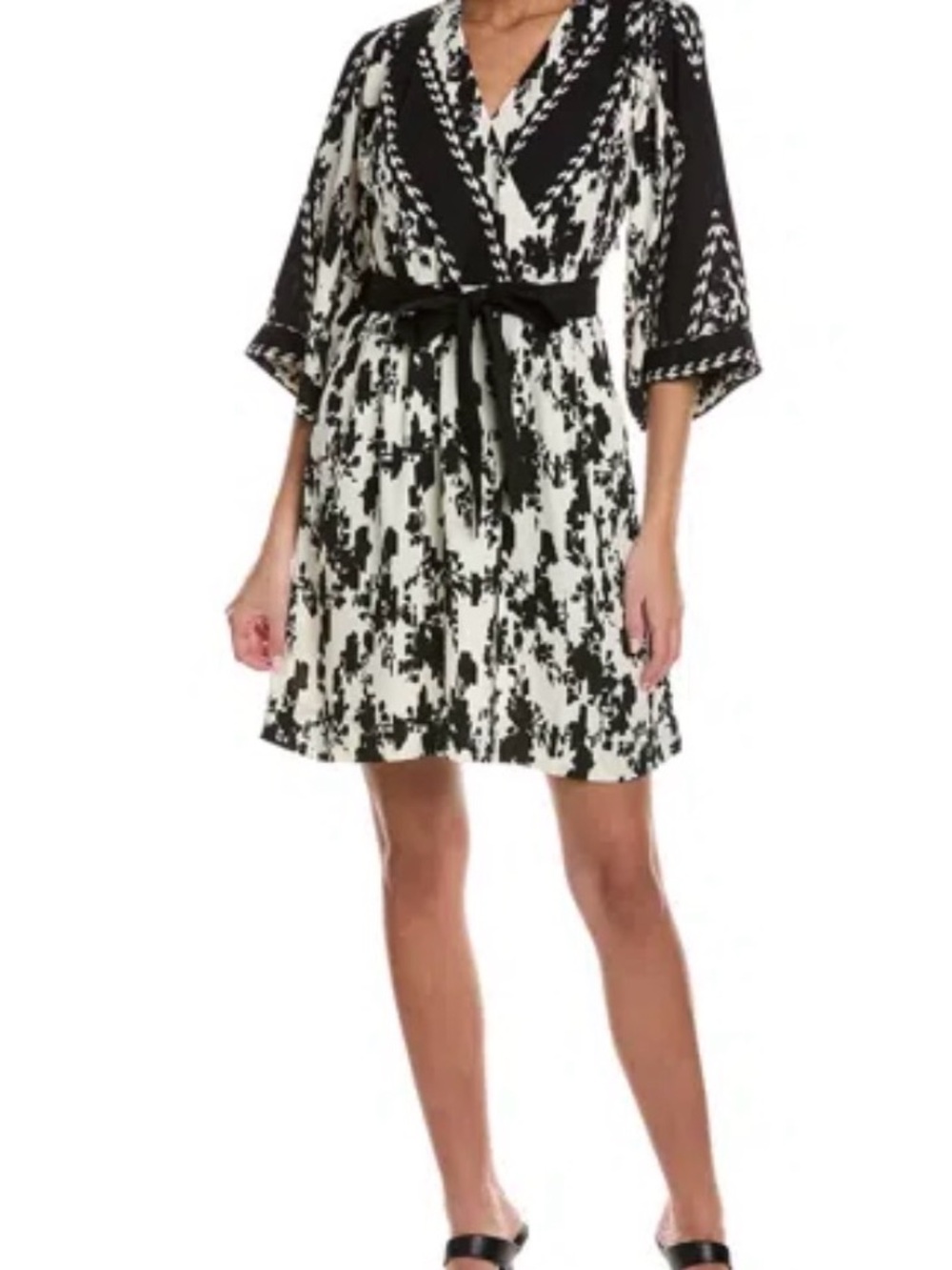 CAbi Black and White Geometric Print Top